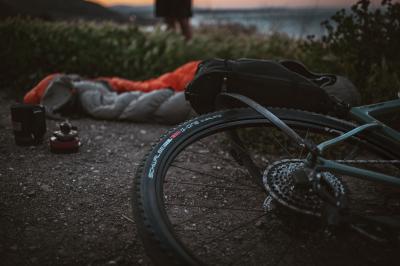 Schwalbe Pneu G-One Overland 28x2.00 SuperGround Addix SpeedGrip TL-E black  Produktbild 3