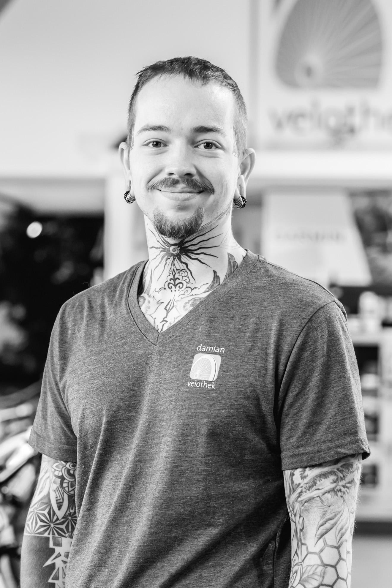  - Velothek AG B&uuml;tschwil