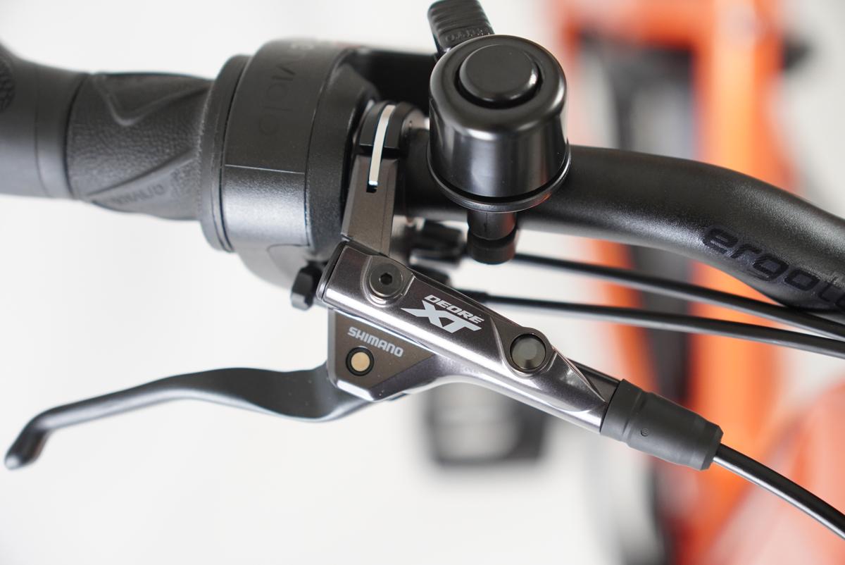  - Velothek AG B&uuml;tschwil